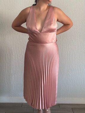 Amsale pink satin pleated midi dress
